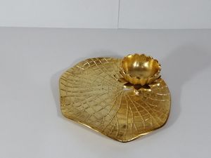 Plato decorativo de fundición de textura en relieve de aluminio con cuenco Estilo moderno Fancy Chip & Dip Platter Bowl Condiment Server Bowl - Product Image 3