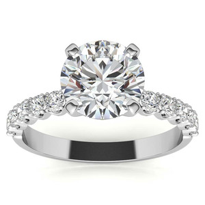 Bague de fiançailles SHREYA DIAM pour femme en or blanc avec diamant de laboratoire taille brillant rond et diamants moissanite latéraux, luxe argenté - Product Image 6
