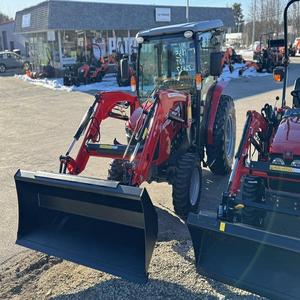 Tractor compacto Massey Ferguson 1835M, diseño de ingeniería de calidad superior con fácil operación y entrega rápida - Product Image 5