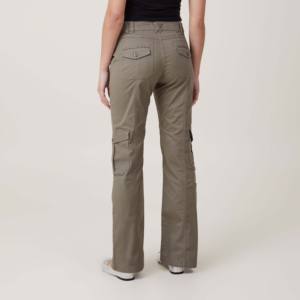 Streetwear décontracté pour femmes pantalons longs cargo pour filles OEM respirants personnalisés OEM fabricant avec poches taille haute pour dames - Product Image 3
