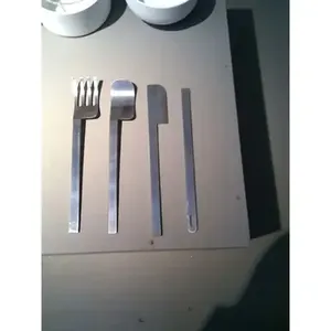 Juego de cubiertos de diseñador con asas blancas limpias para comedor moderno Estética Ideal para hogares Restaurantes y juegos de regalo - Product Image 4