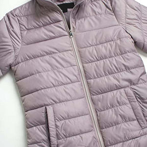 Nouveautés Mode Veste matelassée pour femmes Manches bouffantes en coton Coupe régulière Courte à capuche Écologique Respirante Séchage rapide Polaire - Product Image 5