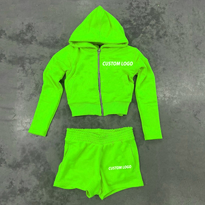 Conjunto de ropa de verano con capucha y pantalones cortos para mujer Estilo de cremallera completa Logotipo personalizado Impresión o logotipo bordado - Product Image 5