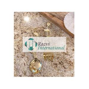 Juego de servidor dorado de lujo de metal de acero inoxidable, decoración hecha a mano, juego de cubiertos de servidor de ensalada de flor de cerezo de lujo - Product Image 1