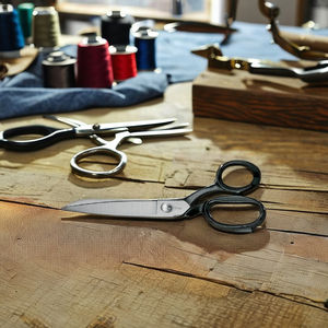 Tijeras de Tela de Acero Inoxidable AUSONIA, Tijeras Afiladas para Cortar Tela, Tijeras de Costura para Recortar Ropa, 9 Pulgadas - Product Image 2