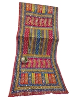 Dupatta en soie ethnique personnalisée faite à la main, motif floral, design complexe en coquillages et miroirs, imprimé numérique, brodé, long, multicolore