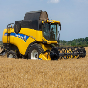 Cosechadora New Hollands CX7090 Compre entrega rápida Máquina mejor calificada de calidad premium para un rendimiento máximo y éxito agrícola - Product Image 2
