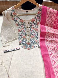 Les exportations indiennes de Shree présentent le plus attrayant ensemble de Kurta en coton Khadi pour les filles pour les vêtements de mariage en provenance de l'Inde prix de gros - Product Image 5