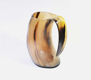 Mug à boire en métal texturé rustique, finition grain de bois foncé, style primitif unique, avec sous-verre écologique inclus - Product Image 2