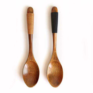 Juego de Cuchara y Tenedor para Servir Ensaladas, Hecho a Mano con Resina y Madera, Utensilios de Cocina Manuales, Perfectos para Cenar - Product Image 6