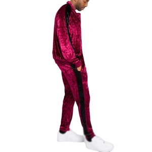 Conjuntos Deportivos de Otoño para Hombre, Tallas Grandes, Estampados, Sin Costuras, de Poliéster/Algodón, con Capucha, Franjas Laterales y Bolsillos, Venta al Por Mayor - Product Image 4