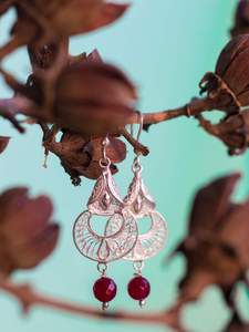 Pendientes colgantes con brillo rojo brillante de alta calidad superventas, directos del proveedor indio, joyería de moda de alta calidad - Product Image 2