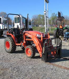 2019 Kubota B2650 Tractor-Tractor utilitario compacto de 26 HP - Product Image 1