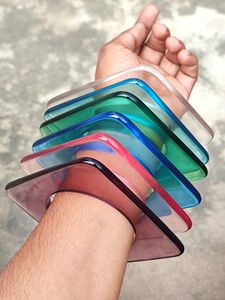 Bracelets élégants en résine brillante pour femmes, design moderne, couleurs personnalisées - Bijoux tendance pour tenues ethniques et occidentales, idéal comme cadeau d'affaires - Product Image 2