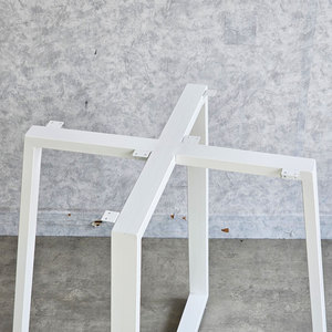 โต๊ะอาหารทรงกลมขนาด 80x80 ซม. ขาเหล็กเคลือบสีฝุ่น รุ่น CHBBA025 - Product Image 3