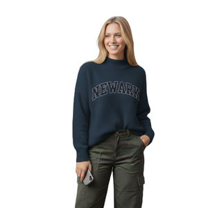 Sudadera con Capucha de Otoño para Mujer, Estilo Holgado, Personalizada de Fábrica OEM, Manga Larga con Bordado - Product Image 2