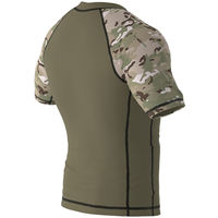 Último estilo Diseño personalizado Media manga MMA Fighting Rash Guard Equipo de entrenamiento para hombres con Premium Washed Technics Nuevo lanzamiento