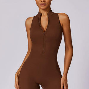 Combinaison de yoga une pièce pour femme, à séchage rapide, avec logo personnalisé, effet push-up, dos croisé, demi-fermeture éclair avant, pour la course, le sport et le fitness - Product Image 6