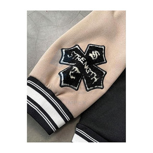 Chaqueta Universitaria de Manga Larga para Hombre, a la Moda, con Diseño de Bloques de Color, Parches de Letras, Bordes a Rayas, Bolsillos Funcionales, Color Caqui - Product Image 5