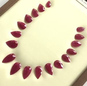 Diseño de piedra de corte facetado de pera de Mozambique rubí de 172,43 quilates calentado para la fabricación de joyas finas piedras preciosas naturales - Product Image 5