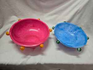 Support de bol de service en résine pour bol de service au design moderne avec support en métal et design à vendre produit - Product Image 3