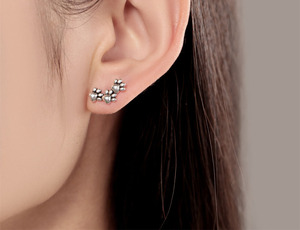 Cross-border direct <b>supply</b> of S925 sterling silver cute three paw print earrings, European and American jewelry lucky charms - Product Image 4