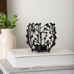 Juego de portavelas de madera rústica Perfecto para un ambiente acogedor Portavelas de vidrio moderno Una adición elegante a su espacio vital - Product Image 1