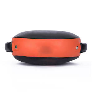 Escudo de boxeo de cuero de PU de piel de vaca auténtica de estilo profesional de alta calidad Impresión de logotipo personalizado Tamaño de color personalizado Jugador unisex - Product Image 2