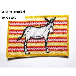 หมวกปักลายตัวอักษรผ้าทอลายหัวใจผ้าทอลายตัวอักษรและตัวเลขเป็นมิตรต่อสิ่งแวดล้อมออกแบบได้ตามต้องการ - Product Image 4