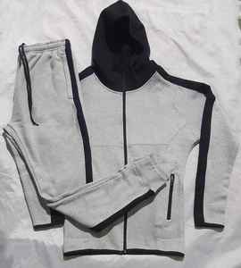 Ropa de fitness personalizada, conjunto reflectante para correr, chándal para hombre, conjunto de chándal ajustado con cremallera, chándal de dos piezas para hombre, - Product Image 3