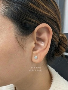 Boucles d'oreilles classiques à clous en diamant rond, 1,00 ct, DEF VVS, diamant cultivé en laboratoire, en or 14 carats, pour cadeau de mariage ou d'anniversaire - Product Image 2