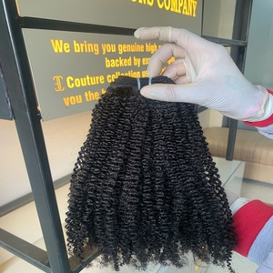 Paquets de cheveux de trame bouclés crépus pour les femmes Extensions de tissage de cheveux humains indiens vierges Remy boucles élégantes - Product Image 1