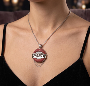 Collier pendentif lèvre Iced Out en laiton plaqué or avec micro-incrustations de zircon, bijoux hip-hop pour hommes - Product Image 6