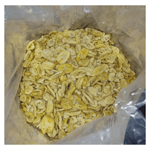 Chips de plátano crujientes secos hechos con plátanos frescos para mezclas de frutos secos y ensaladas de café, origen Vietnam - Product Image 1