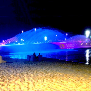 Fuente de Puente Oscilante Personalizada, Elemento Acuático Icónico que Aumenta la Atractividad de Lugares Emblemáticos y el Turismo - Product Image 2