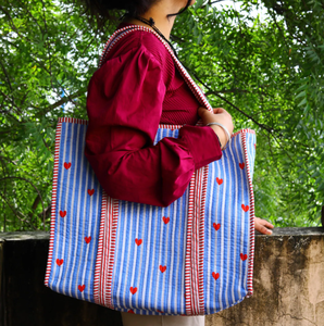 Sac fourre-tout en tissu imprimé à la main en Inde, matelassé, pour femmes, mode hiver-été, sac à main, sac à bandoulière, fleurs multicolores - Product Image 3