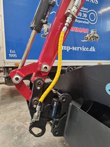 Yanmar VIO 17 Mini Excavator Crawler Digger Compact <b>Track</b> High Digging Power 1 Ton Capacity Hydraulic <b>Pump</b> for Farm Garden - Product Image 5
