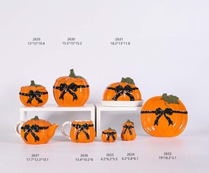 Ensemble de buffet de Noël rétro vintage personnalisé Lefton, porte-cure-dents, porte-<span class=keywords><strong>hors</strong></span>-d'oeuvres et salières et poivrières - Product Image 3