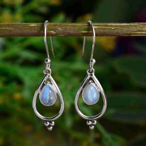 Pendientes colgantes de piedra lunar para mujer, joyería de piedras preciosas de plata esterlina, pendientes de gota minimalistas, piedra natal de Junio hecha a mano - Product Image 4