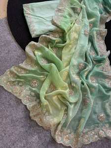 Saree en soie de mousseline de soie pure indienne de Style Bollywood avec une belle séquence de travail et chemisier pièce belle tenue de mariage Saree - Product Image 2