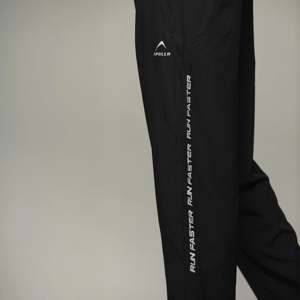 Pantalones Deportivos Casuales para Hombre, Cintura Elástica, Color Negro, Micro Twill, Poliéster 100% Algodón, Lavado de Color, Talla XL, Corte Recto - Product Image 5