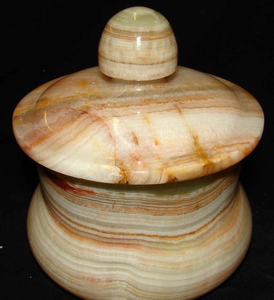 Tarro de Caramelos en Forma de Manzana de Ónix Verde, Elegante y Único Contenedor Decorativo, Regalo Perfecto para la Mesa de la Cocina o la Oficina - Product Image 5