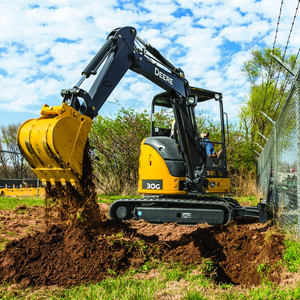 Excavadora Compacta John Deere 30G de Alto Rendimiento para Excavación, Apertura de Zanjas y Trabajos de Construcción Pesada a Bajo Precio - Product Image 1