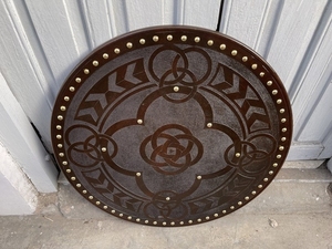 Bouclier Viking sculpté à cinq plis Celtc Bouclier de Cosplay en bois Bouclier d'art mural rond médiéval en bois - Product Image 2