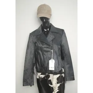 Chaqueta de Motociclista de Cuero Vacuno para Mujer, Ropa para Motociclismo y Automovilismo - Product Image 3