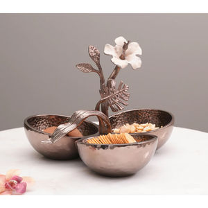 Cuenco de Chocolate de triple sección con tallo Floral, elegante Servidor de aperitivos de Metal para decoración del hogar y centro de mesa de comedor - Product Image 2