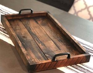 Charmant plateau de service en bois vieilli avec des tons blanchis à la chaux et une forme classique, parfait pour les cuisines de ferme ou les chambres d'hôtes - Product Image 4