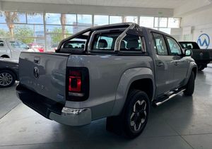 Camioneta Volkswagen Amarok 4X4 Doble Cabina 2025 NUEVA de Buena Calidad, Motor 2.8L Turbo Diésel, Bajo Kilometraje, Lista para Enviar, Disponible con Volante a la Izquierda y Derecha - Product Image 3