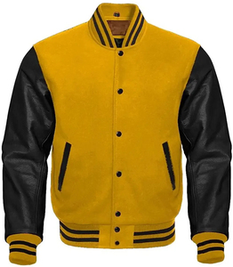 Blouson universitaire unisexe vert et or à capuche avec patch brodé de qualité supérieure, en tissu 100% coton et laine, respirant, idéal pour l'hiver - Product Image 3