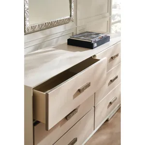 Comò Caracole Classic Silver Lining: Finitura Luminosa, Silhouette Raffinata - Product Image 2